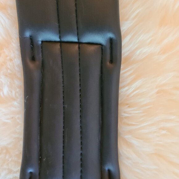 ThinLine Short (Dressage) Girth - Picture 5 of 5